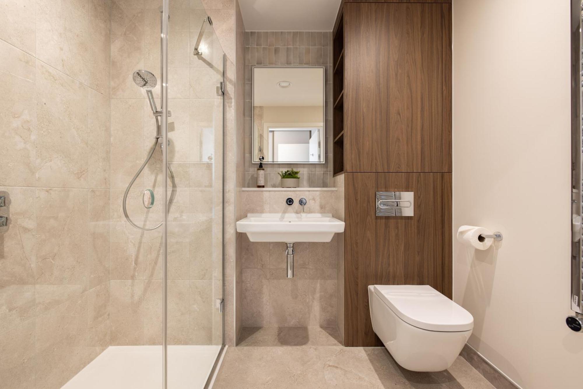 Charles Hope London Greenford Greenford  Exteriör bild
