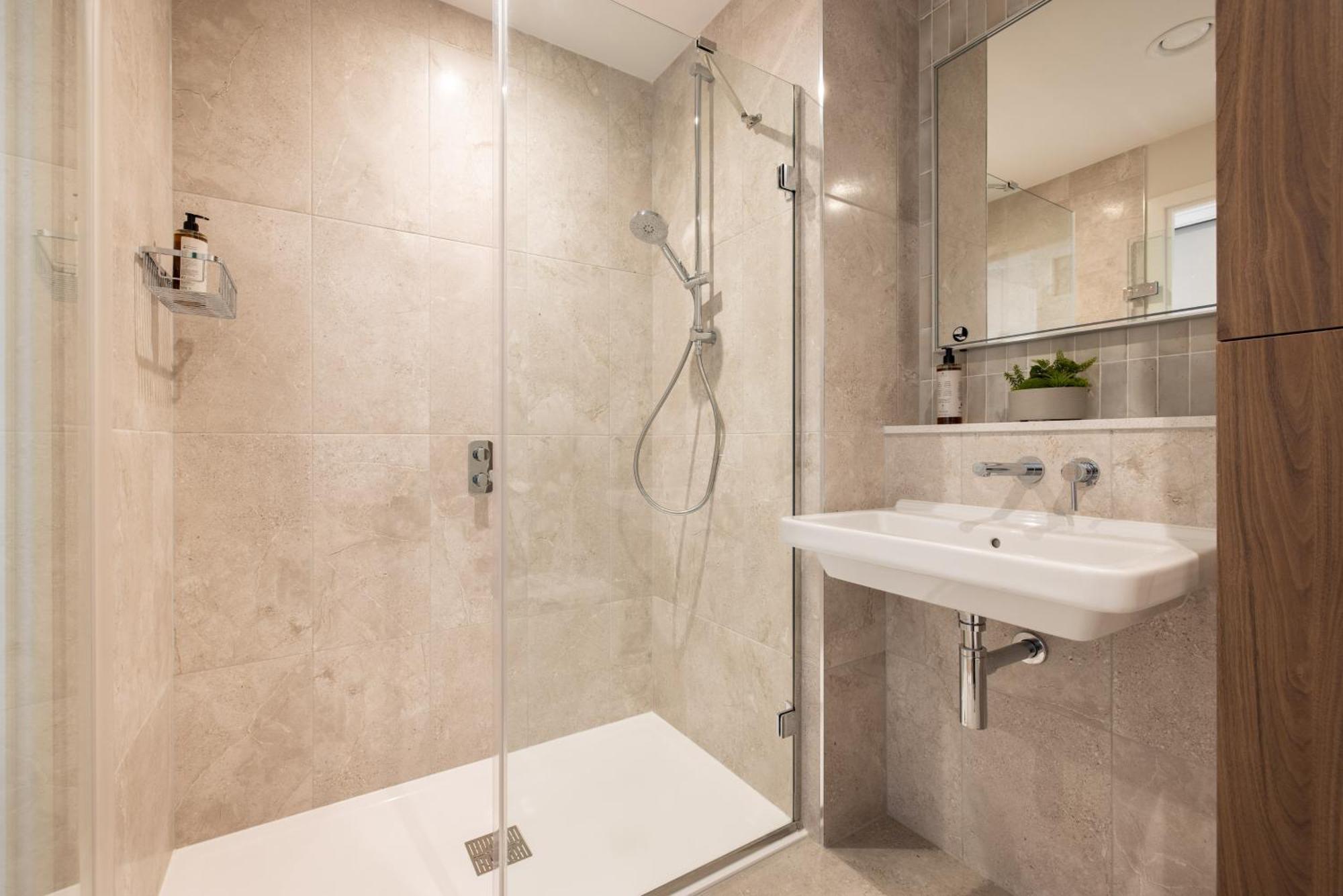 Charles Hope London Greenford Greenford  Exteriör bild